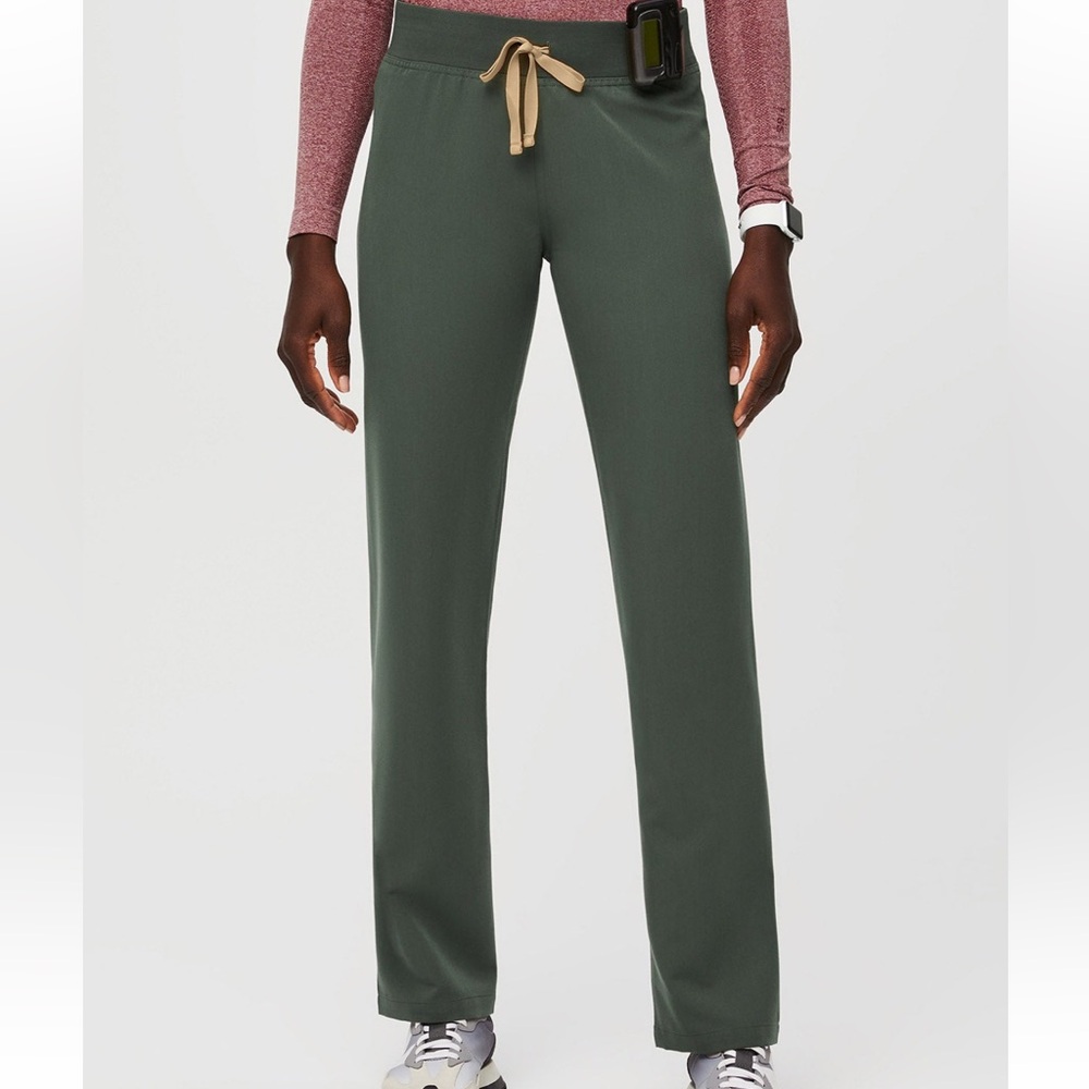 FIGS High Waisted LivingstonBasic Scrub Pants